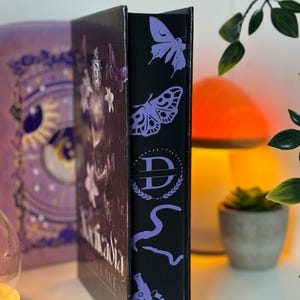 Nocticadia by Keri Lake Sprayed Edge
