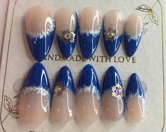 Blue Snowflake Press On Nails, blue press on nails, Winter Christmas nails, dark blue press ons