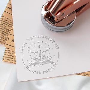 Embosseuse de livres personnalisée/De la bibliothèque du livre/Tampon de livre personnalisé/ Embosseuse de bibliothèque/Cadeaux pour les amoureux des livres