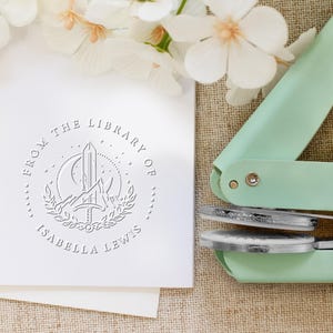 Timbro per libri personalizzato/Timbro per libri personalizzato/Dalla biblioteca di/Timbro per libri/Ex Libris/Regalo per gli amanti dei libri