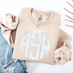 Custom Monogram Sweatshirt, Grandmillennial Monogram, Coquette Bow, Crewneck Sweatshirt, Gifts for Her, Personalized Gift, Preppy, Trendy