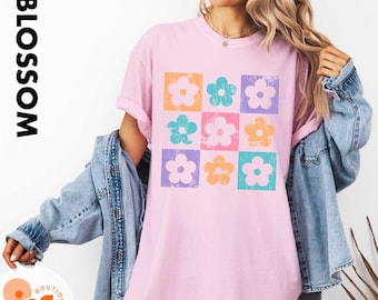 Retro Checkered Flowers Shirt, Comfort Colors Summer T-Shirt, Boho Floral Shirt, Floral Chekered Summer Shirt, Retro Colorful Floral T-Shirt