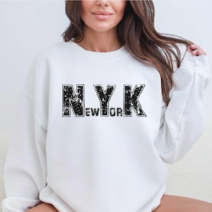 Bluza New York, Sweter New Yorker, Koszulka New York Girl, Walentynki New York, Prezent dla miłośnika Nowego Jorku, Prezent dla miłośnika miasta, Bluza z kapturem City Lover,