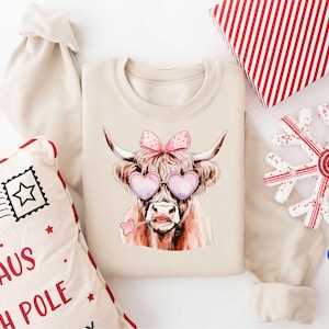 Highland Cow Valentine Sweatshirt, Heifer Valentine Sweater, Valentines Day Shirt Gift, Western Valentine T-shirt Valentines Hoodie