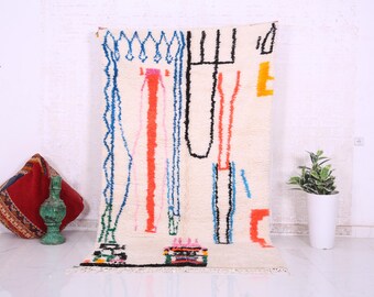 Handwoven Beni Ourain Wool Rug: Modern Berber Style
