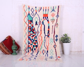 Handmade Wool Berber Rug: Moroccan Beni Ourain Style