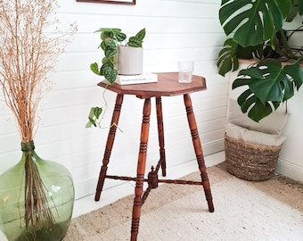 Antique Side Table Octagon Solid Wood Turned Legs – Cricket Table Vintage Handmade Plant Stand Polygon Patina Massif Wood Unique Piece