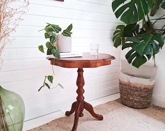 Vintage Side Table Floral Inlay Tripod Turned Wood Curved Legs Plant Stand Bedside Table Art Nouveau Jugendstil Ornate Wooden Unique