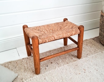 Vintage Stool Mid Century Footstool Rush Woven Seat Wooden Stool Plant Stand Side Table Rustic Farmhouse Danish Design Low Stool