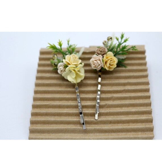 cream flower hair accessories