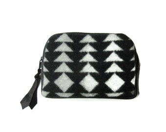 Belt Bag Zippered Pouch Fanny Pack Unisex Black Leather Blanket Wool Fabric from Pendleton Woolen Mills