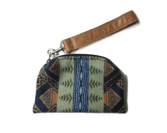 Small Wrist Bag Wristlet Purse American Treasures Wool Removable Leather Strap UNLINED Blanket Wool from Pendleton Woolen Mills