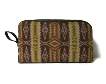 Manbag Shaving Case Dopp Bag Men's Toiletries Black Leather Travel Cosmetics Wool Fabric from Pendleton Woolen Mills