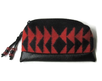 Leather Zippered Pouch Change Coin Purse Blanket Wool from Pendleton Woolen Mills Beaded Zipper Pull