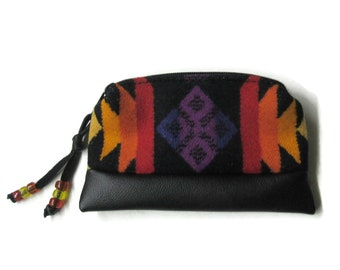 Leather Zippered Pouch Change Coin Purse Blanket Wool from Pendleton Woolen Mills Beaded Zipper Pull