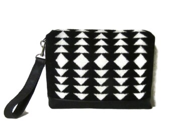 Wrist Bag Clutch Purse Blanket Wool from Pendleton Woolenmills Soft Black Leather Removable Strap