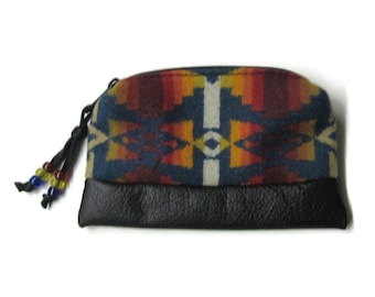 Leather Zippered Pouch Change Coin Purse Blanket Wool from Pendleton Woolen Mills Beaded Zipper Pull