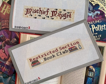 Marcapáginas con temática de magos / Club de lectura de sección restringida / Lienzo de punto de cruz con la frase "Travesura realizada"
