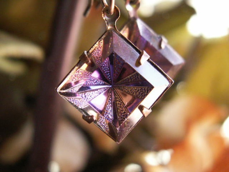 Violet Antiquity... Stunning heliotrope glass jewel earrings. image 1