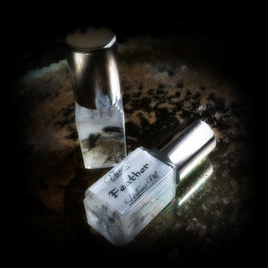 Feather White Musk Perfume Oil Roll On image 1