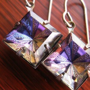 Violet Antiquity... Stunning heliotrope glass jewel earrings. image 4