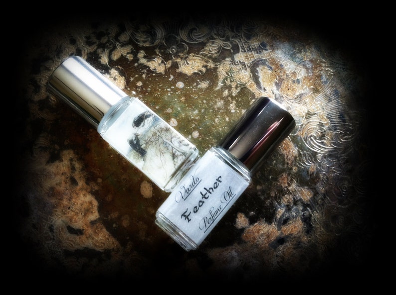 Feather White Musk Perfume Oil Roll On image 2