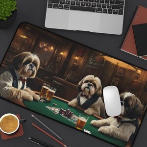 Shih Tzu Dogs - Tappetino da scrivania per animali domestici - Whiskey Bar Pub Birra Poker Casinò - Cani GIOCARE A POKER CARTE