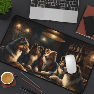 Rough Collie Lacie Dogs - Tappetino da scrivania per animali domestici - Whiskey Bar Pub Birra Poker Casinò - Cani GIOCARE A POKER CARTE