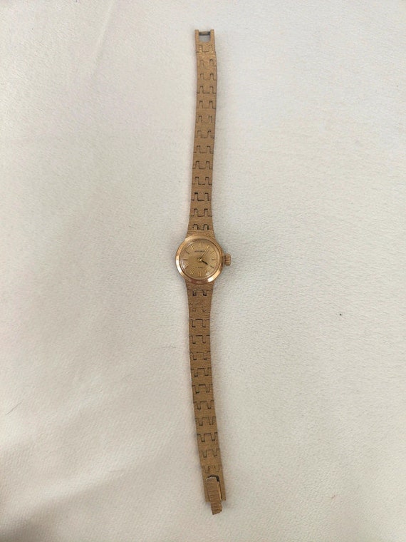 Ladies vintage gold plated sekonda bracelet watch