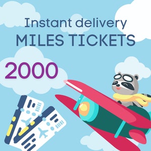 Puede incluir: Ilustración de un mapache con gafas de aviador y bufanda volando en un avión rojo y verde. La imagen incluye el texto "Entrega instantánea BOLETOS DE MILLAS" y el número "2000", junto con dos billetes de avión.