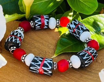 Women&#39;s Black, Red, White and Silver Beaded Bracelet, African Glass Handmade Jewelry, Gift for Her