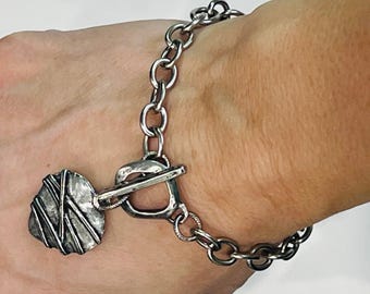 Silver Heart Chain Bracelet with Toggle Clasp