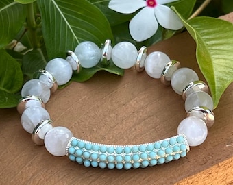 White Cat's Eye with Mint Green and Silver Colored Accents