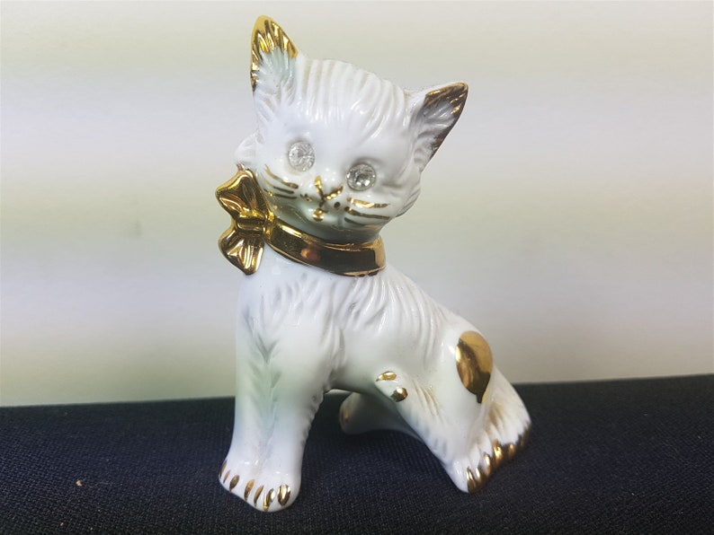 antique cat figurine