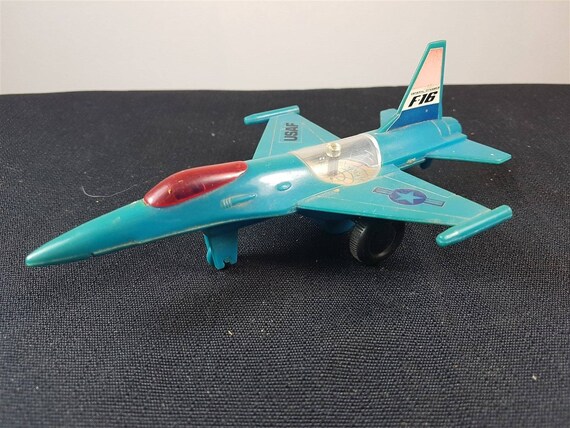 f 16 toy plane