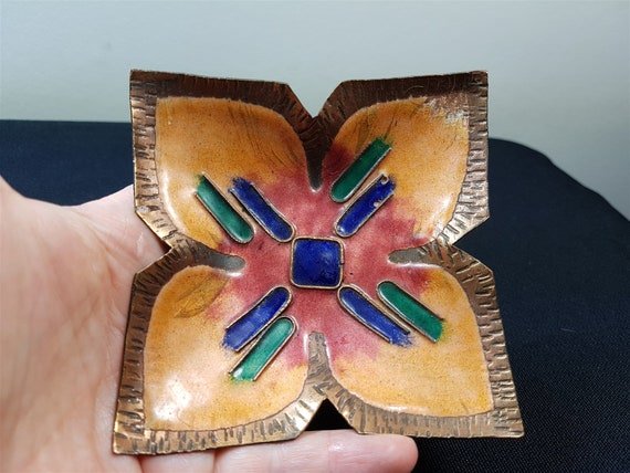Vintage Copper and Enamel Dish Pin Coin Ring or Je