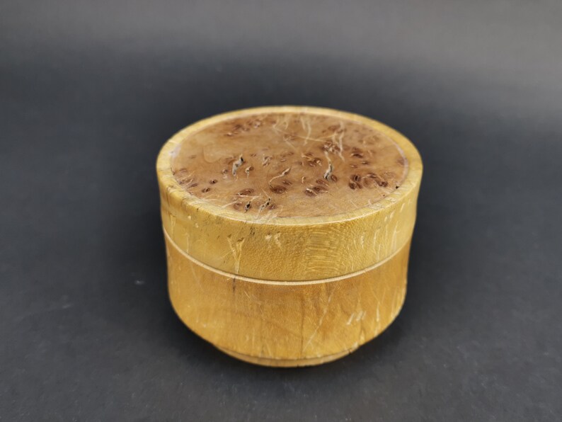Vintage Wooden Trinket Ring or Jewelry Box Hand Made Turned Wood Round