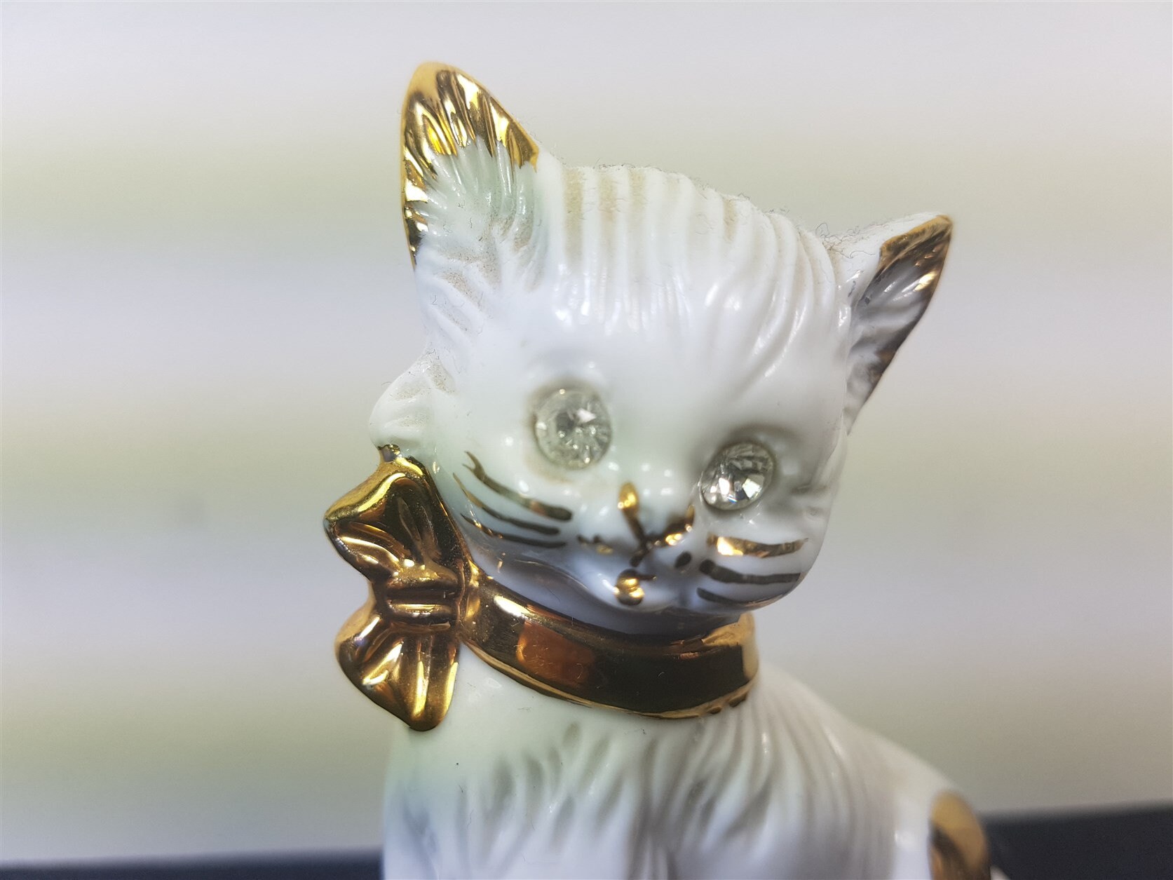 Vintage White Cat Figurine With Sparkling Rhinestone Eyes and Etsy