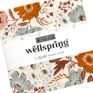 Puede incluir: Un conjunto de cuadrados de tela con un estampado floral en tonos naranja, marrón y azul sobre un fondo crema. La etiqueta dice "wellspring" de Fancy That Design House.
