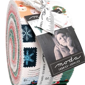 Lizzy House Tiny Christmas Jelly Roll, 2.5&quot; Fabric Strips,  Moda Fabric, Pear Bracelets Elf, 37130JR, J13
