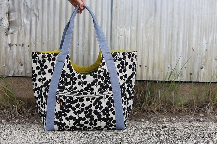 Poolside tote new arrivals