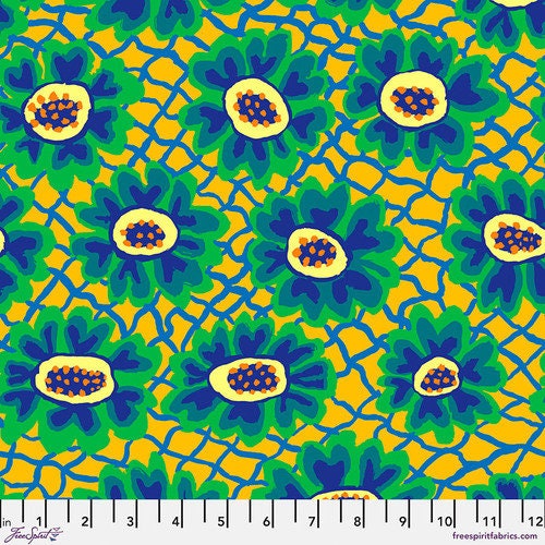Kaffe Fassett Collective February 2023, Flower Net, PWBM081