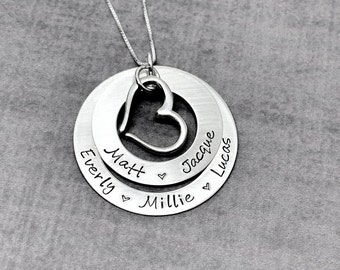 Sterling silver mom necklace with names, names necklace for mom, Personalized washer necklace with heart, Valentine's Day gift for wife, mom