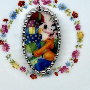 Broken China Dish Disney Goofy Pendant Necklace stainless steel 18&quot; chain