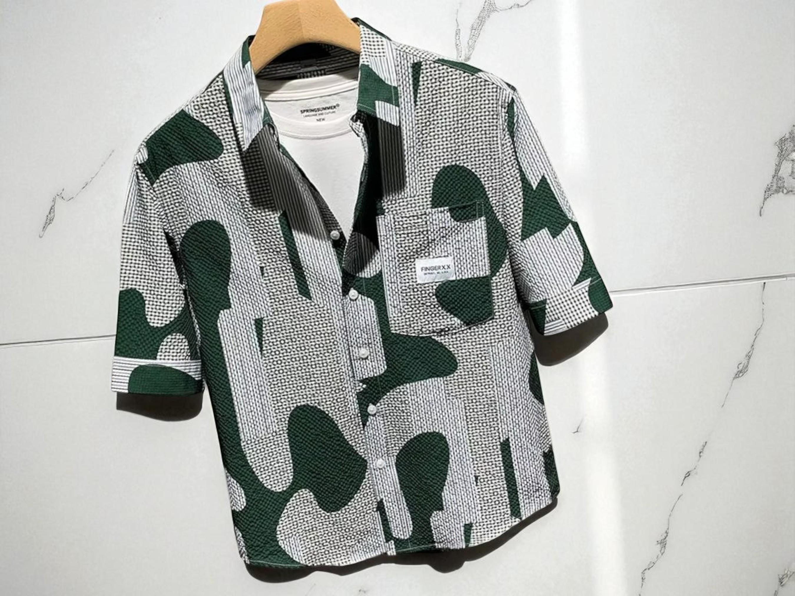 Men's Short Sleeve Button Shirt | Geometric Pocket Collared