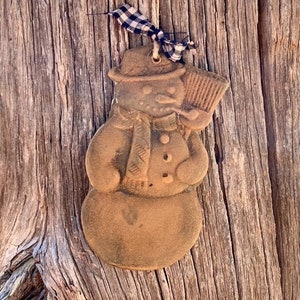 Primitive Rustic Handmade Blackened BEESWAX Primitive Snowman Ornament Folk Art Decor Cinnamon Rubbed Scented Spicy Or Unscented