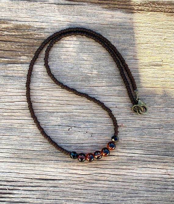 Rootbeer Brown Seed Beads Faceted Onyx Accent Beads Two-Tone Brown & Black Glass Spheres Boho Casual Layering Necklace Minimalist Style