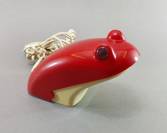 Vintage Frog Landline Phone, 1980s Novelty Animal Desk Decor (Non-Working)