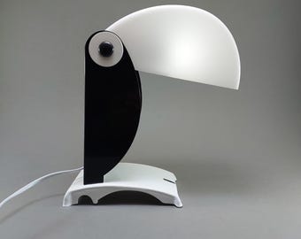 Metal Parrot Table Lamp, Modern Pop Art Design