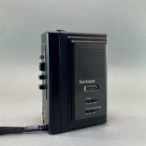 1990er Jahre Philips Kassettenrekorder und eingebauter Lautsprecher, tragbarer Vintage Kassettenrekorder, Personal Stereo, voll funktionsfähig, Sammlerstück